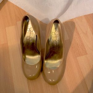 Jessica Simpson Perfect nude heels